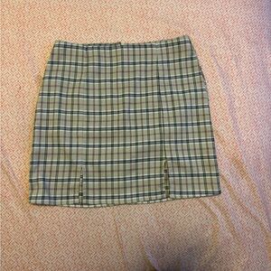 Full Tilt Plaid Pencil Skirt in Tan and Black